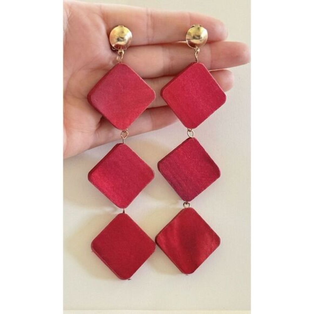 VTG Earrings Statement Clip‎ Dangle Magenta  Wood Chunky Shoulder Sweepers Rare